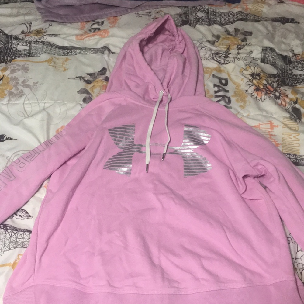 woman’s medium unnerving armour sweatshirt
